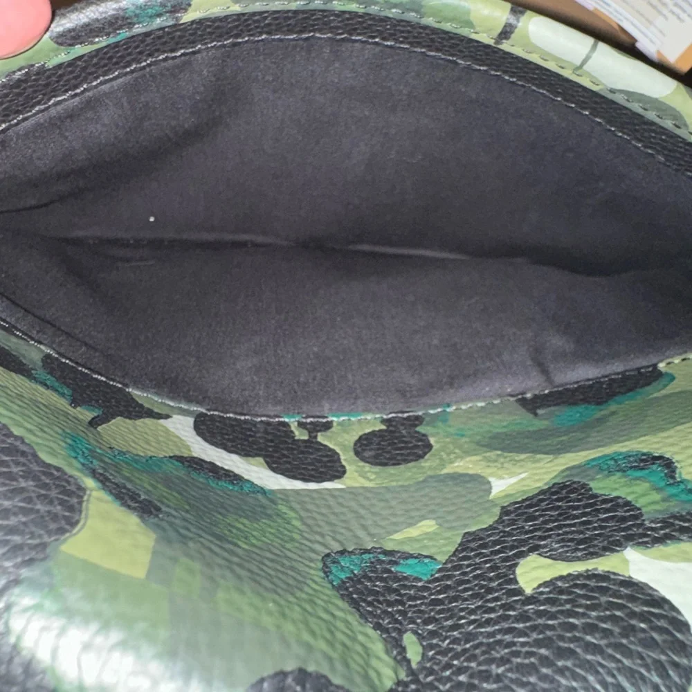 Coach Camouflage Messenger Bag and Coach Zippy Wallet - Picture 7 of 15